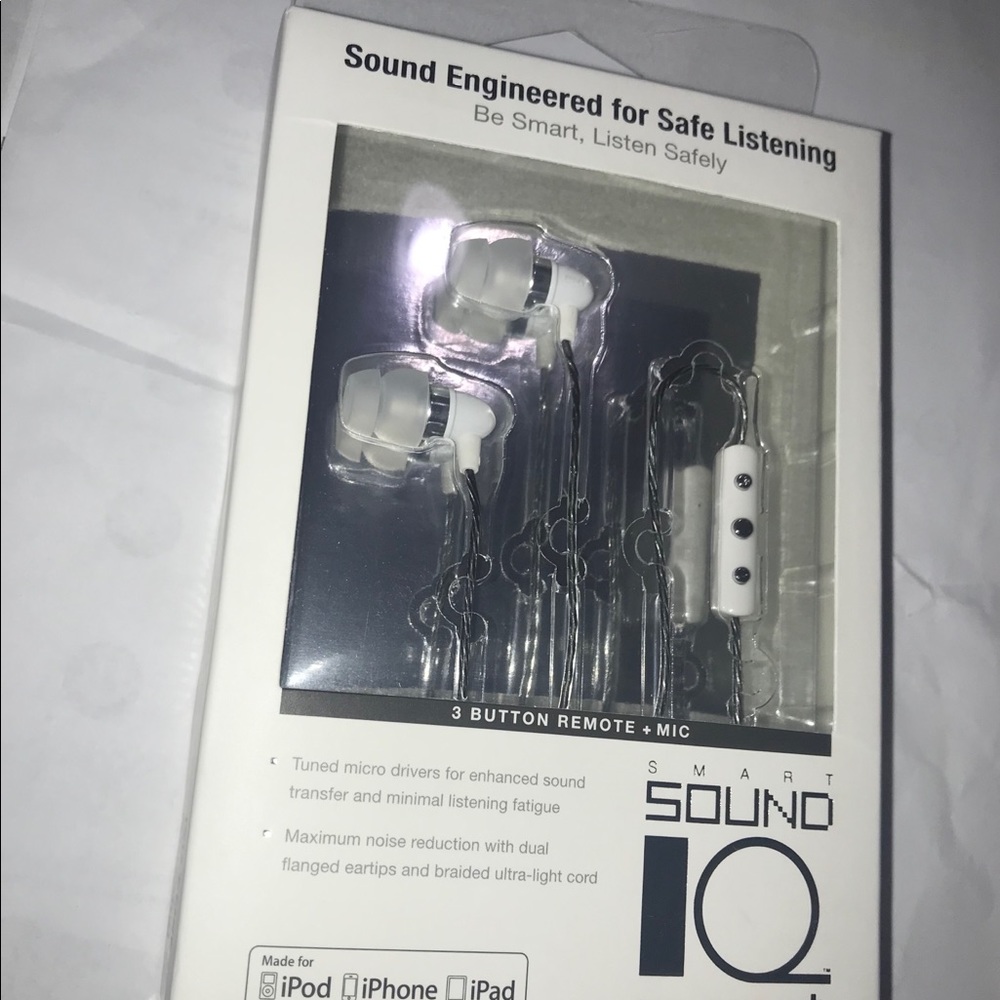 Earphones